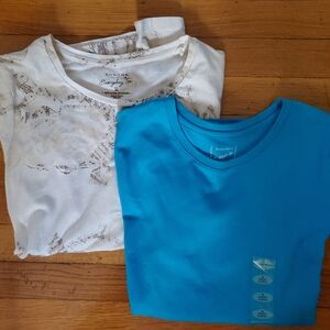 Women's Tee Tops, Size Medium